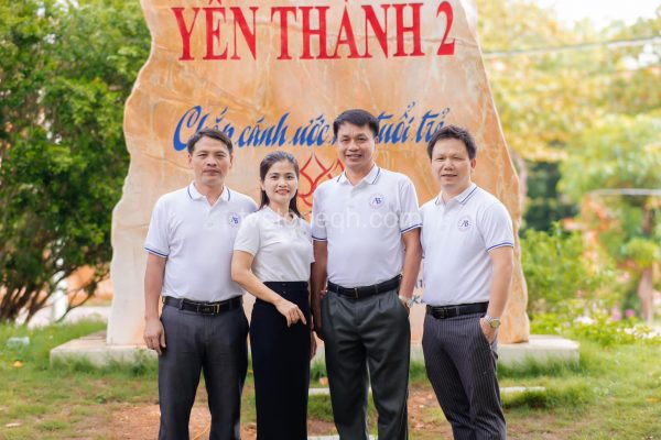 Biển Hiệu Đá Tự Nhiên Trường THPT Yên Thành 2 – Nghệ An