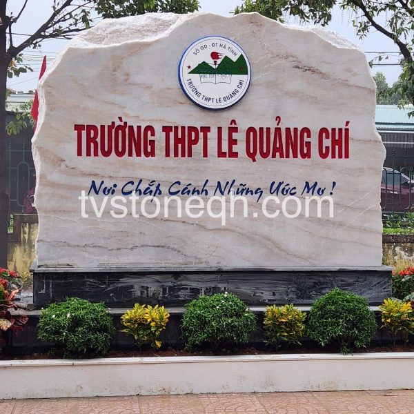 Biển Hiệu Đá Tự Nhiên Trường THPT Lê Quảng Chí