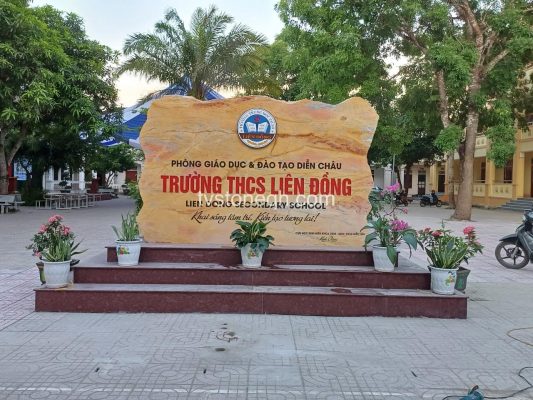Biển Hiệu Đá Tự Nhiên Trường THCS Liên Đồng